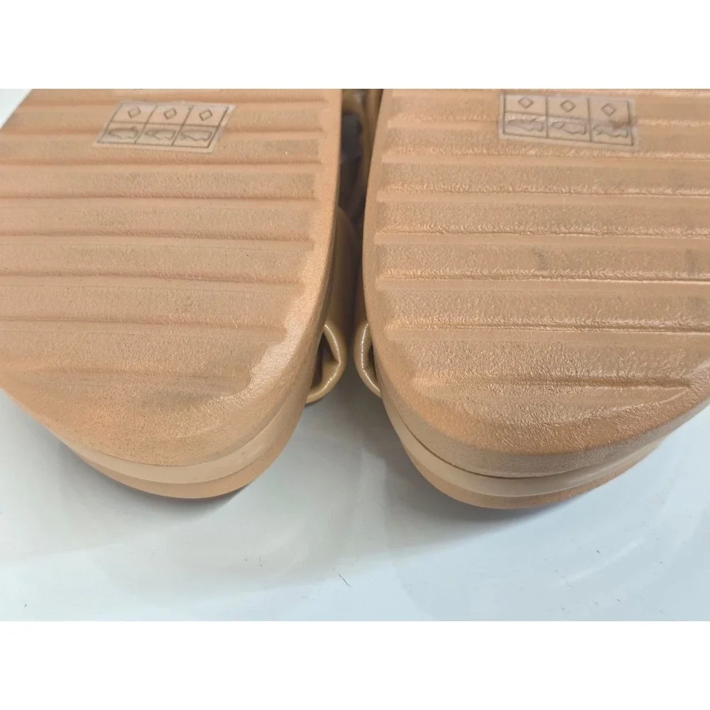 Bamboo‎ Reiki-11 Tan Platform Slide Sandals Double Twist Strap Size 11 052/022